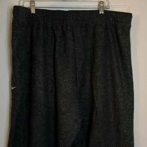 NWOT Dark Grey Nike Therma-Fit Sweatpants Men’s Size 1X - Picture 5 of 6